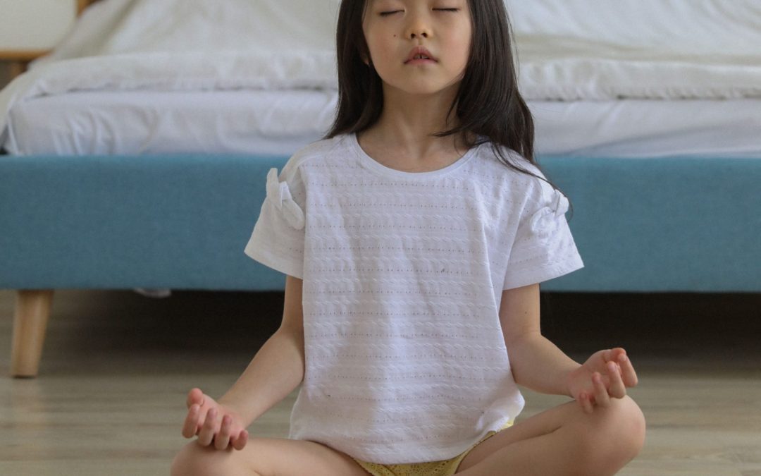 How To Practice Mindfulness | To Feel Happier And Less Stressed